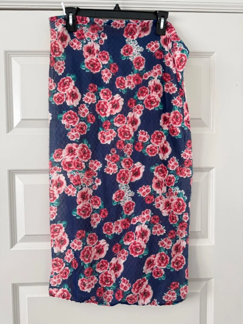 LIGHTLY USED Charlotte Russe Scarf / Wrap RN#101331
